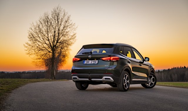 Nové MG ZS