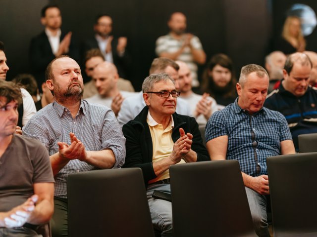 Bilanční tisková konference